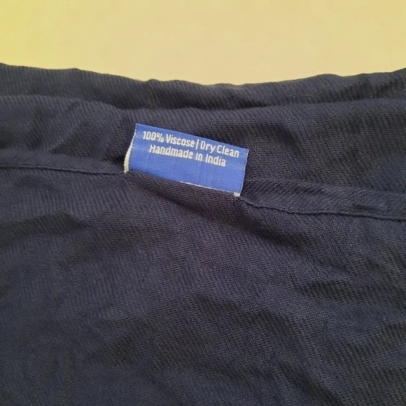 Cloudz Navy blue long scarf throw blanket Multifunctional - Picture 7 of 8